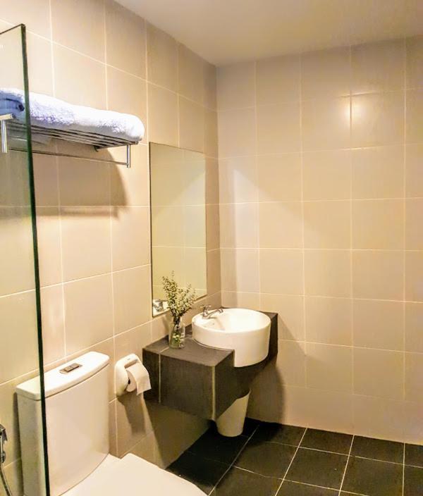Apartment @ Evo Soho Bangi Astro Wifi Netflix Kampong Sungai Ramal Dalam